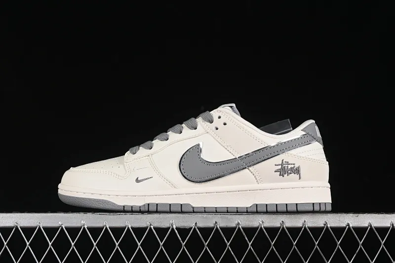 All categories Nk SB Dunk Series Nk SB Dunk Low High-end customized low-top sneakers Nk SB Dunk Low Stusi co-branded - off-white dark gray hook Anniversary high-end customized low-top casual sneakers DQ1098-382